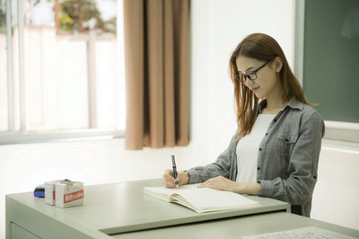 本科有学位报考南京医科大学在职研究生需满足什么条件？
